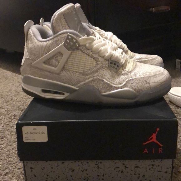 Jordan 4 lazer colorway